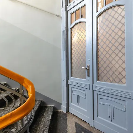 Hotel Center - Andrzeja Struga 46